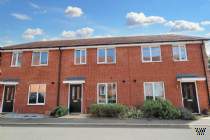 Main Photo of a 2 bedroom  Terraced House for sale