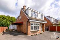 Main Photo of a 4 bedroom  Detached House for sale