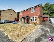 Main Photo of a 3 bedroom  Semi Detached House for sale