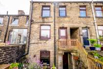 Main Photo of a 3 bedroom  Terraced House for sale