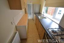 Main Photo of a 3 bedroom  Terraced House to rent