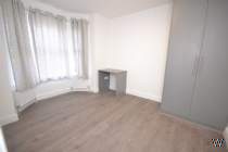 Main Photo of a 4 bedroom  Terraced House to rent