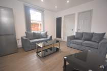 Main Photo of a 4 bedroom  Flat to rent