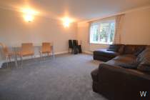 Main Photo of a 2 bedroom  Flat to rent