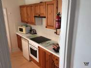 Main Photo of a 4 bedroom  Terraced House to rent