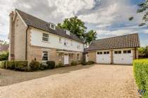 Main Photo of a 5 bedroom  Detached House to rent