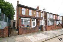 Main Photo of a 2 bedroom  End of Terrace House to rent