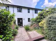 Main Photo of a 3 bedroom  Terraced House for sale