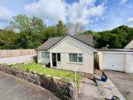 Main Photo of a 5 bedroom  Detached House for sale