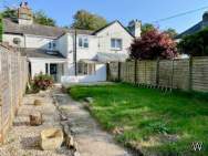 Main Photo of a 2 bedroom  Cottage for sale