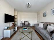 Main Photo of a 1 bedroom  Maisonette to rent