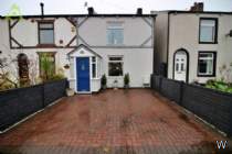 Main Photo of a 2 bedroom  Cottage for sale