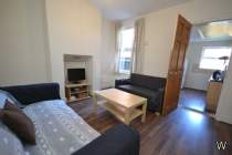 Main Photo of a 3 bedroom  Terraced House to rent