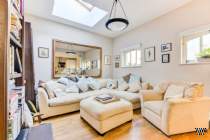 Main Photo of a 3 bedroom  Mews House to rent