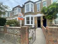 Main Photo of a 3 bedroom  Terraced House to rent