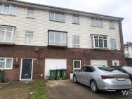 Main Photo of a 4 bedroom  Terraced House for sale