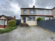 Main Photo of a 3 bedroom  House for sale