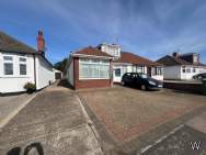 Main Photo of a 3 bedroom  Bungalow for sale