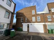 Main Photo of a 3 bedroom  House for sale