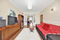 Main Photo of a 4 bedroom  House for sale