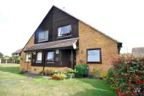 Main Photo of a 1 bedroom  Semi Detached House for sale