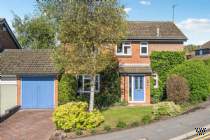 Main Photo of a 4 bedroom  Detached House for sale