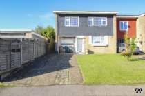 Main Photo of a 3 bedroom  Link Detached House for sale