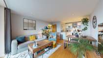 Main Photo of a 1 bedroom  Apartment for sale