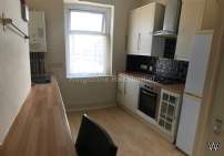 Main Photo of a 2 bedroom  Flat to rent