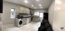 Main Photo of a 6 bedroom  Terraced House to rent