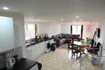 Main Photo of a 6 bedroom  Terraced House to rent