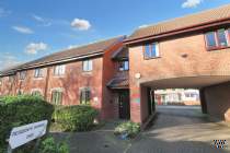 Main Photo of a 2 bedroom  Flat for sale