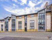 Main Photo of a 2 bedroom  Flat for sale