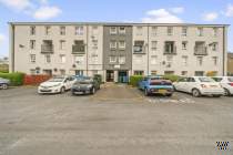 Main Photo of a 3 bedroom  Flat for sale