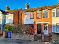 Main Photo of a 3 bedroom  End of Terrace House to rent