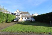 Main Photo of a 5 bedroom  Detached House for sale