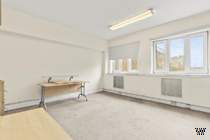 Main Photo of a Office to rent