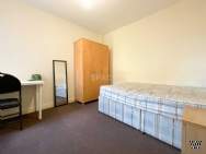 Main Photo of a 1 bedroom  House Share to rent