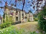 Main Photo of a 4 bedroom  Country House to rent