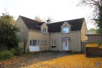 Main Photo of a 3 bedroom  Detached House to rent