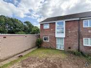 Main Photo of a 2 bedroom  Flat for sale