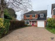 Main Photo of a 5 bedroom  Detached House to rent