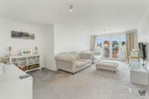 Main Photo of a 2 bedroom  Flat for sale