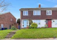 Main Photo of a 3 bedroom  End of Terrace House for sale