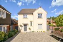 Main Photo of a 4 bedroom  Detached House for sale