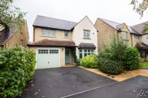 Main Photo of a 4 bedroom  Detached House to rent