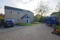 Main Photo of a 4 bedroom  Detached House for sale