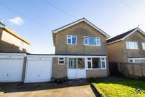 Main Photo of a 3 bedroom  Link Detached House for sale