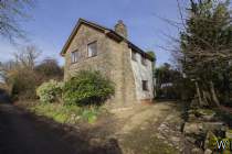 Main Photo of a 3 bedroom  Detached House for sale