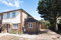 Main Photo of a 4 bedroom  Semi Detached House for sale